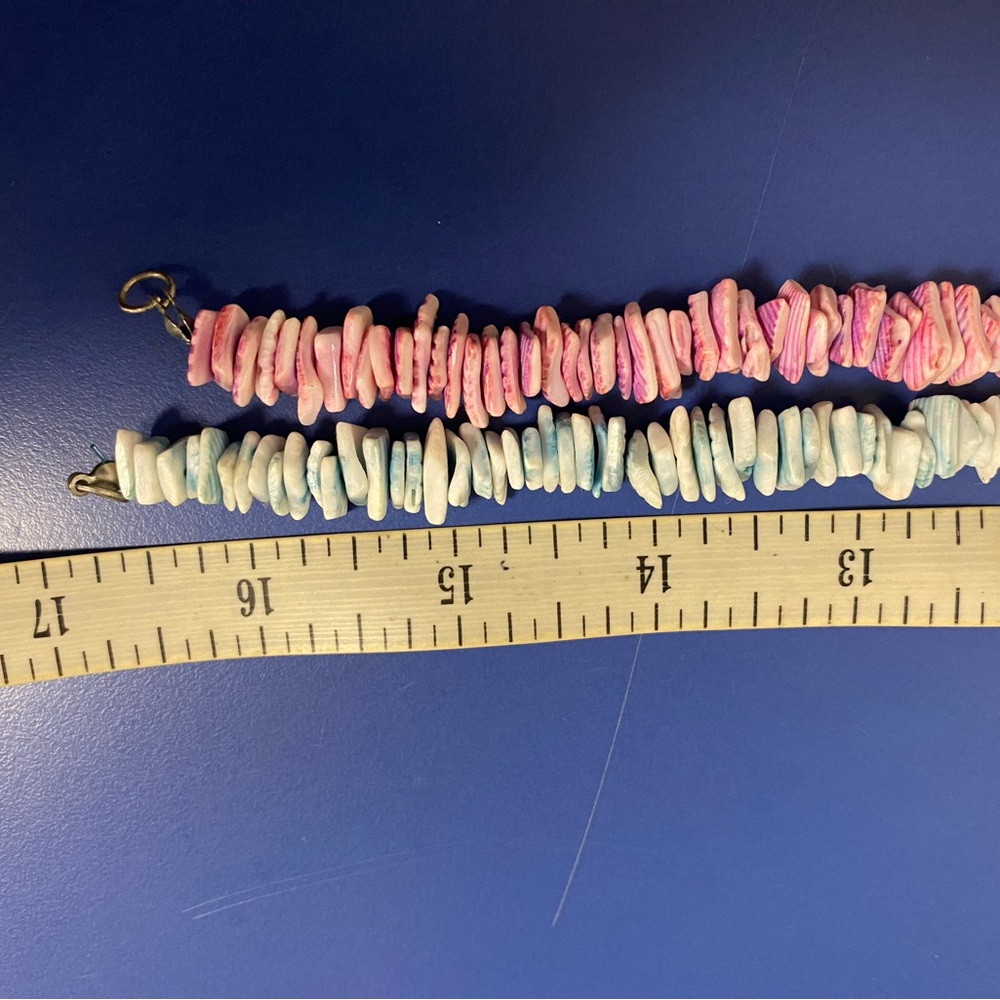 Colorful Shell Necklace Set - Picture 5 of 6